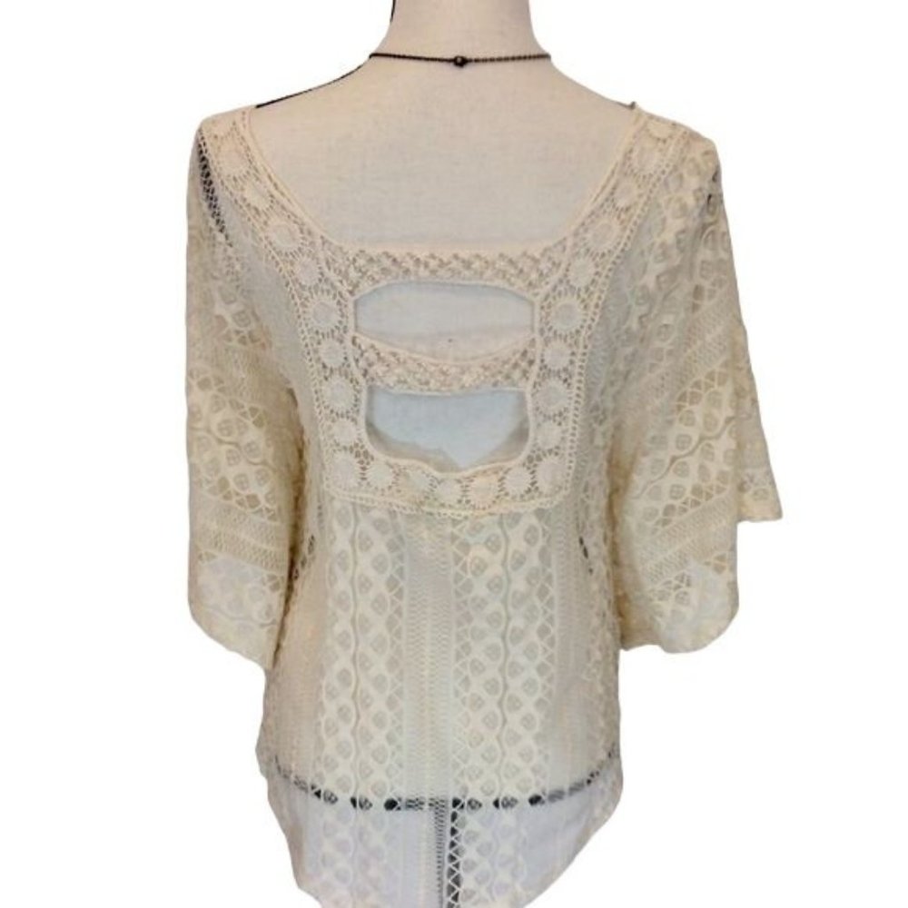 Maurices Womens Cream Lace Overlay Dolman Kimono Sleeve Blouse Size S - Picture 4 of 7